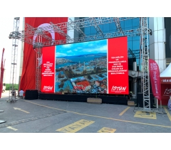 OUTDOOR LED SCREEN